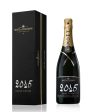 Moët & Chandon Grand Vintage 2015 Gift Box, 75 cl For Discount