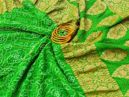 Parrot Green Pure Georgette Banarasi Handloom Bandhani Dupatta Online