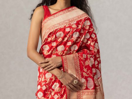 Anuradha  Red Pure Katan Silk Banarasi Handloom Saree Online now