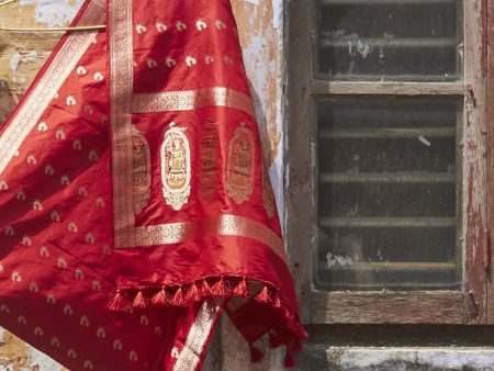 Red Pure Katan Silk Banarasi Handloom Petite Dupatta Hot on Sale