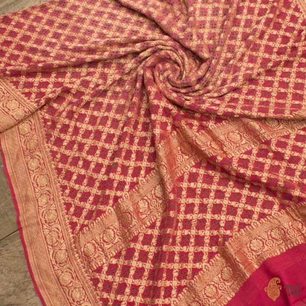 Pink-Coral Peach Pure Georgette Banarasi Handloom Bandhani Dupatta Online now