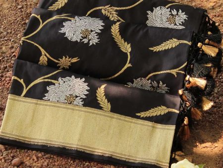 Black Pure Katan Silk Kadwa Jangla Handloom Dupatta For Sale