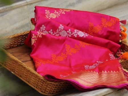 Hot Pink Pure Katan Silk Banarasi Handwoven Dupatta For Sale