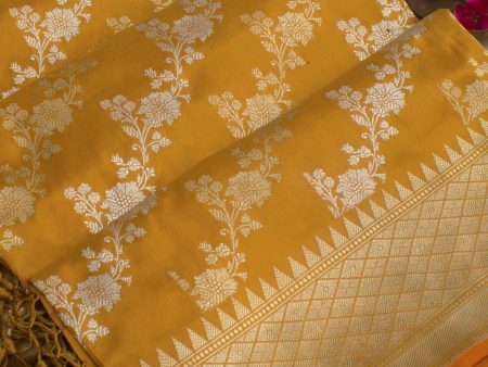 Mustard Pure Katan Silk Banarasi Handwoven Dupatta For Sale