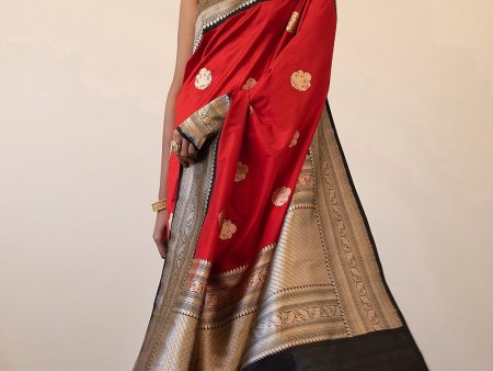 Pre-Order:  Qainaat  Red-Black Pure Katan Silk Banarasi Kadiyal Handloom Saree Online Sale