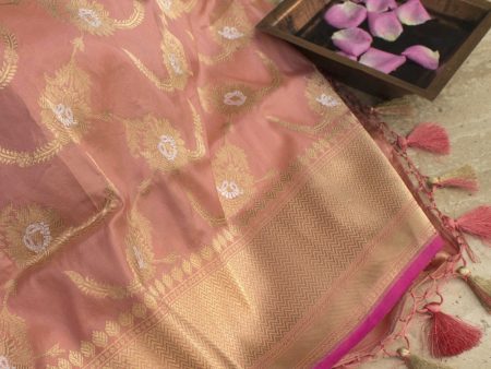 Coral Peach Pure Katan Silk Kadwa Jangla Handloom Dupatta Hot on Sale