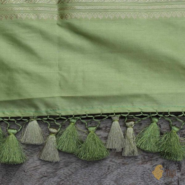 Pista Green Pure Katan Silk Banarasi Kadwa Handloom Dupatta Supply